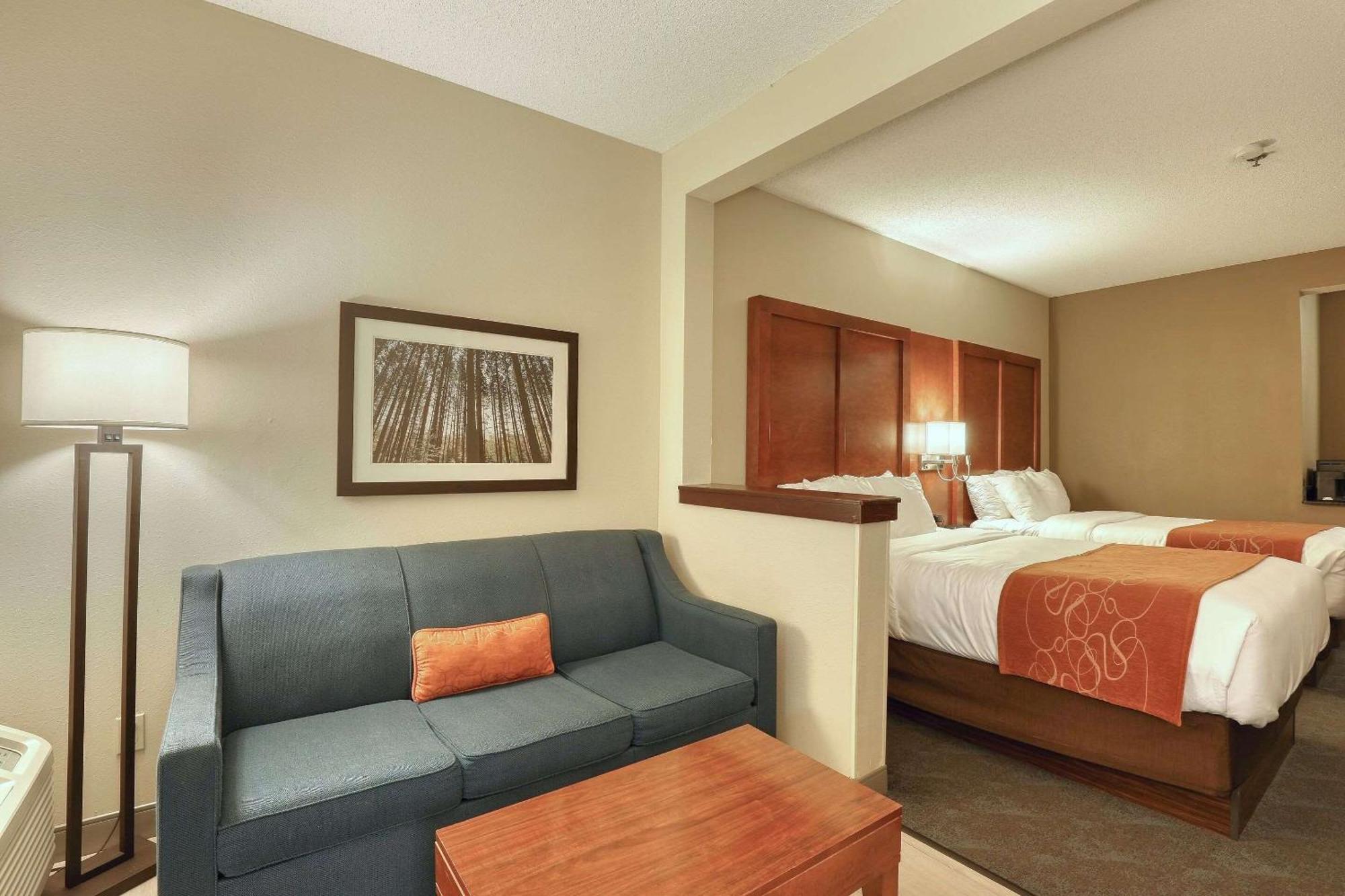 Comfort Suites Appleton Airport Εξωτερικό φωτογραφία