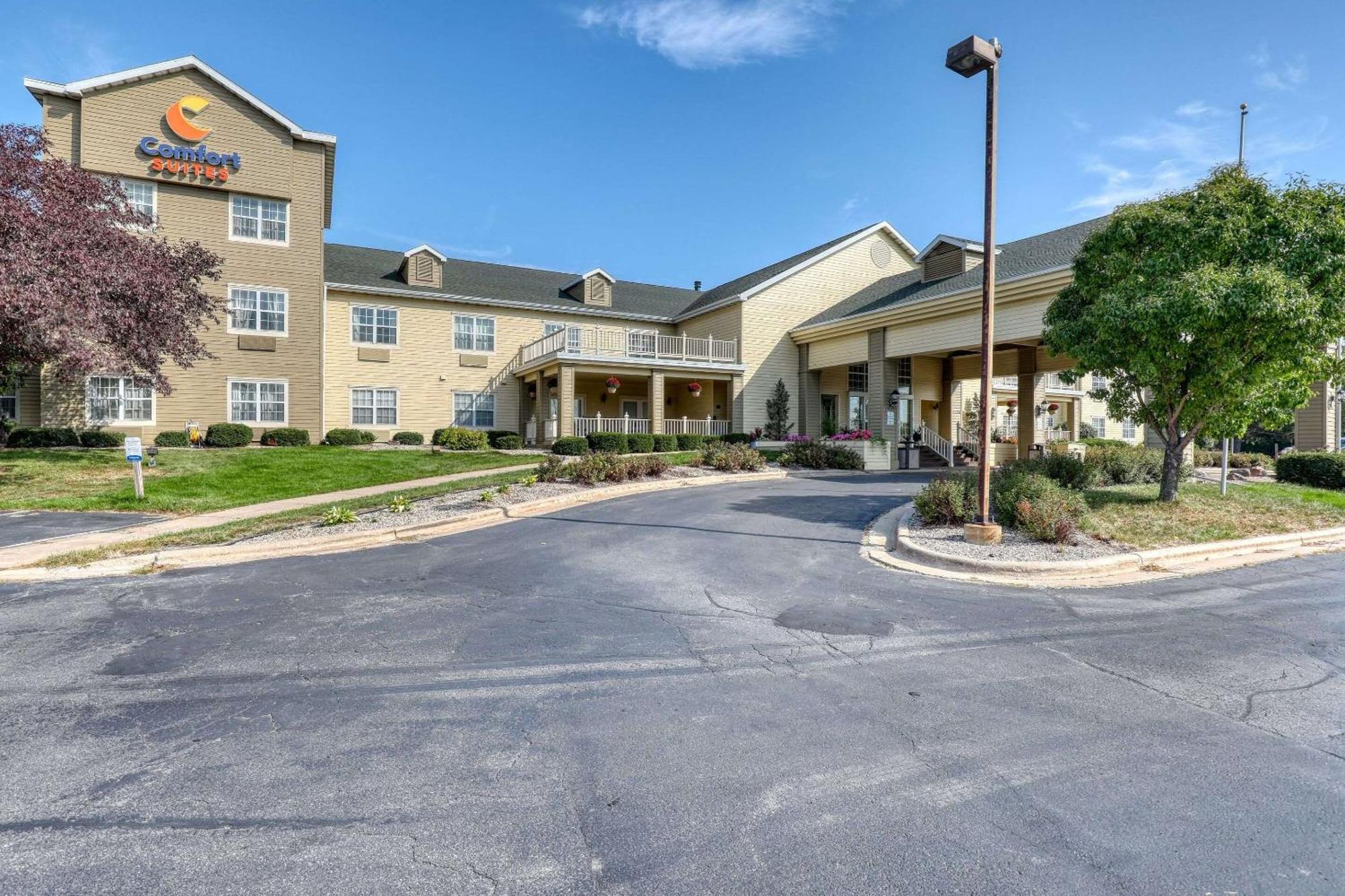 Comfort Suites Appleton Airport Εξωτερικό φωτογραφία