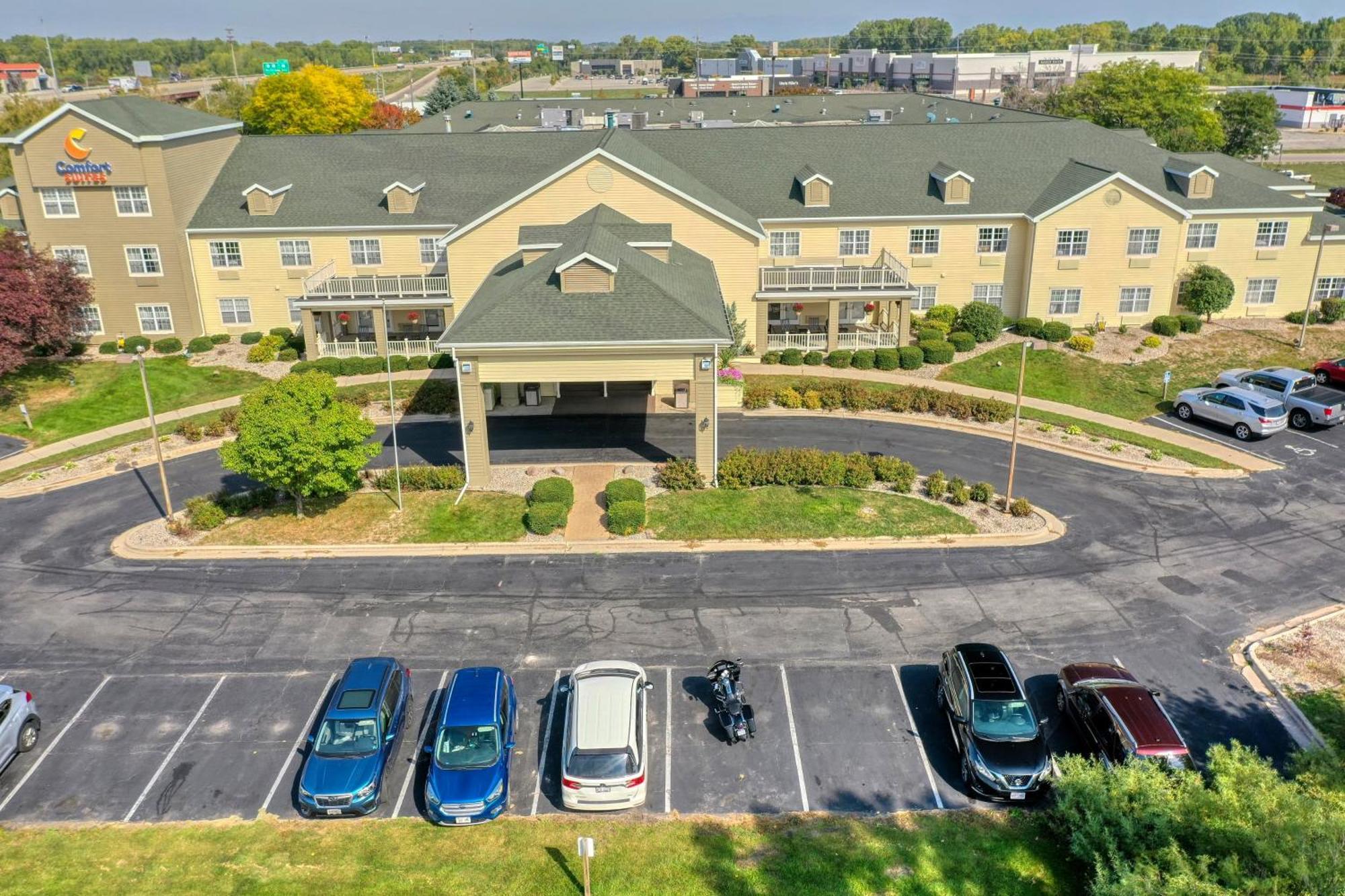 Comfort Suites Appleton Airport Εξωτερικό φωτογραφία