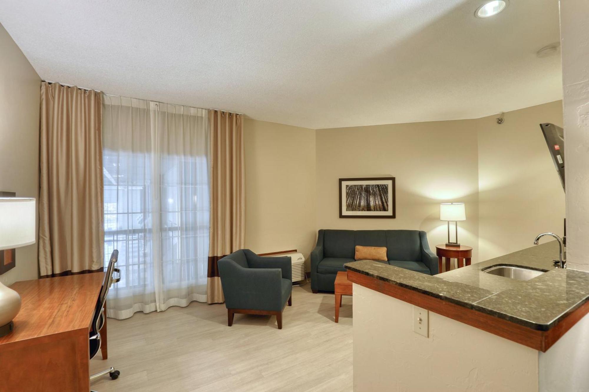 Comfort Suites Appleton Airport Εξωτερικό φωτογραφία