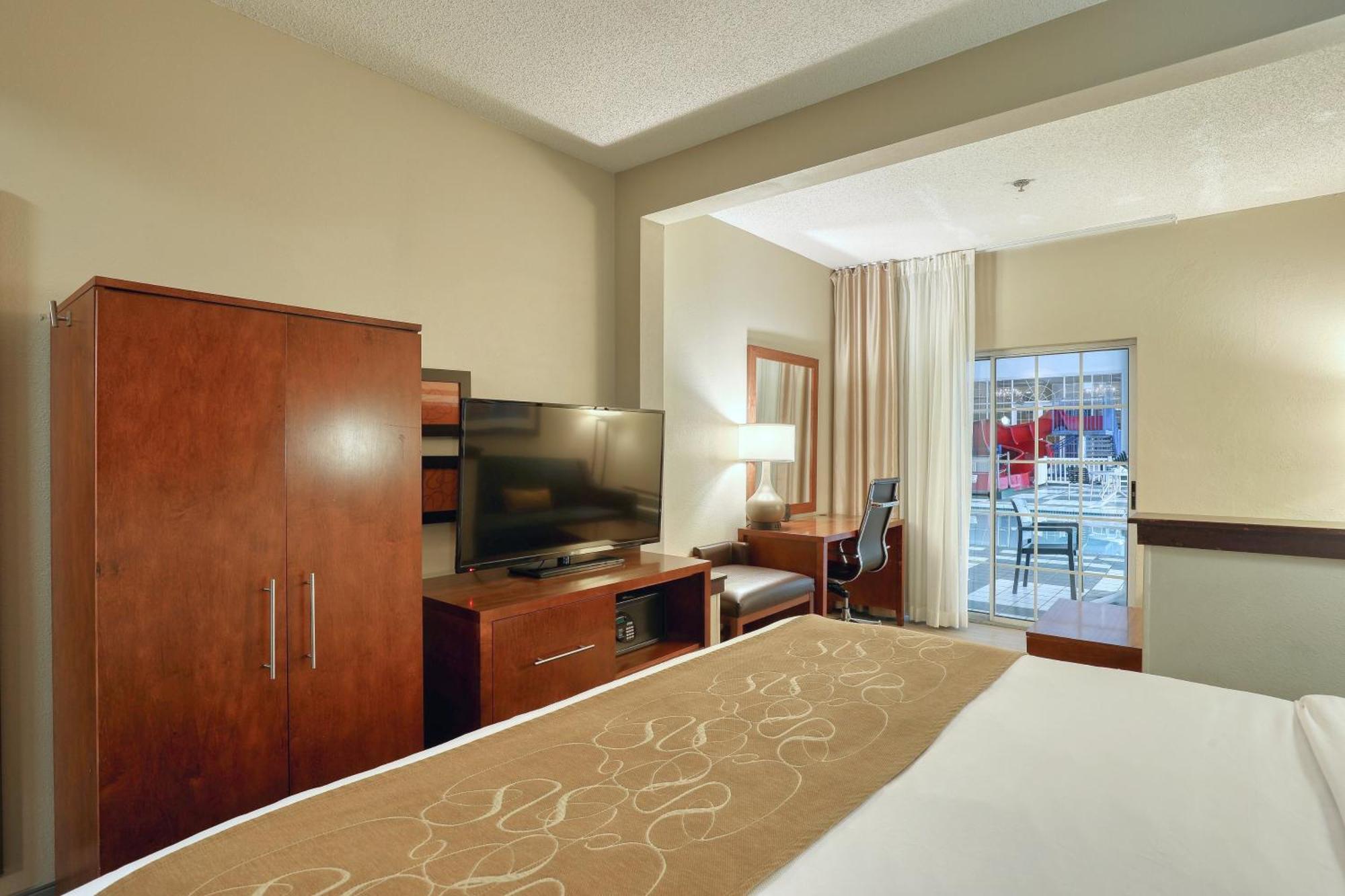 Comfort Suites Appleton Airport Εξωτερικό φωτογραφία