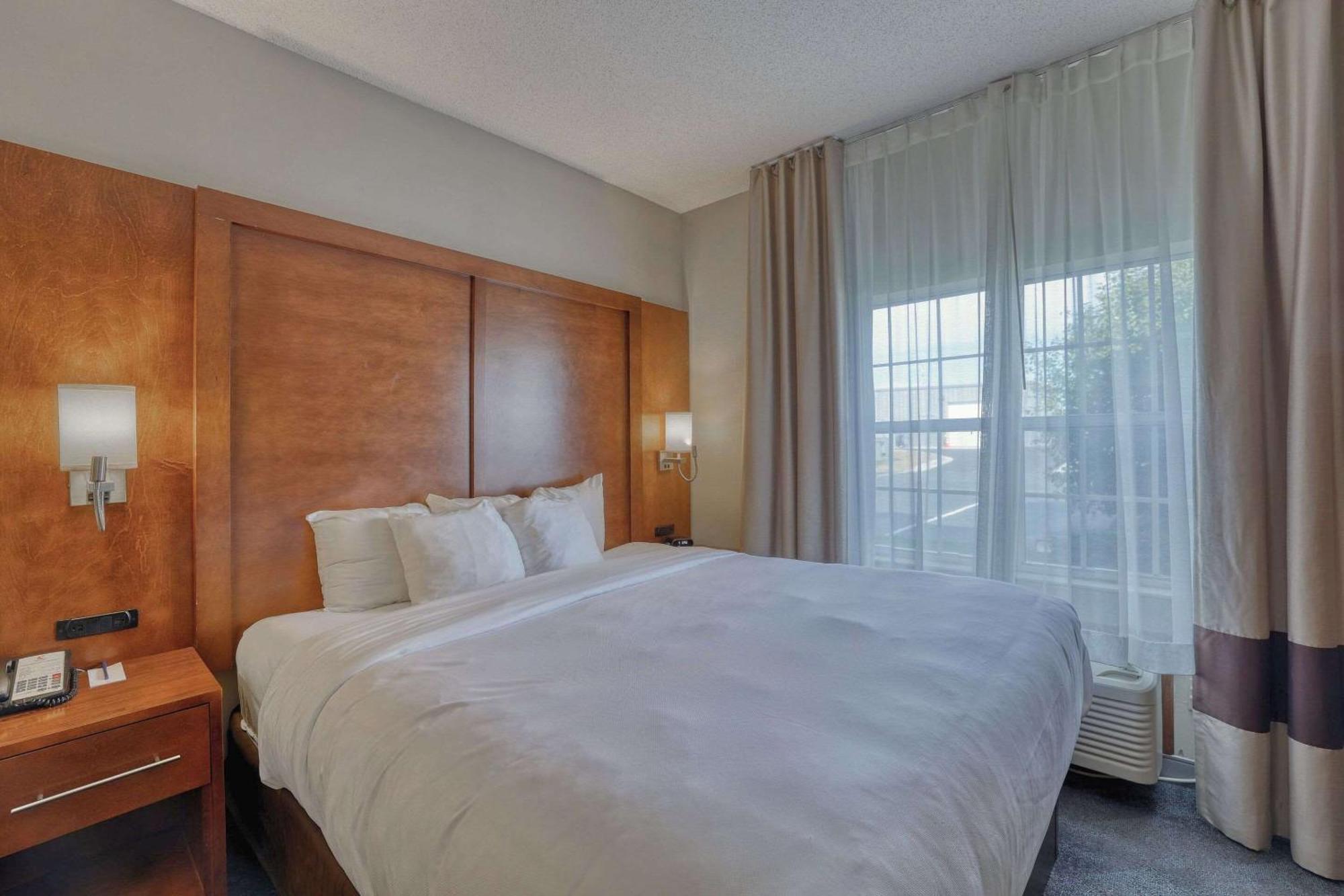Comfort Suites Appleton Airport Εξωτερικό φωτογραφία