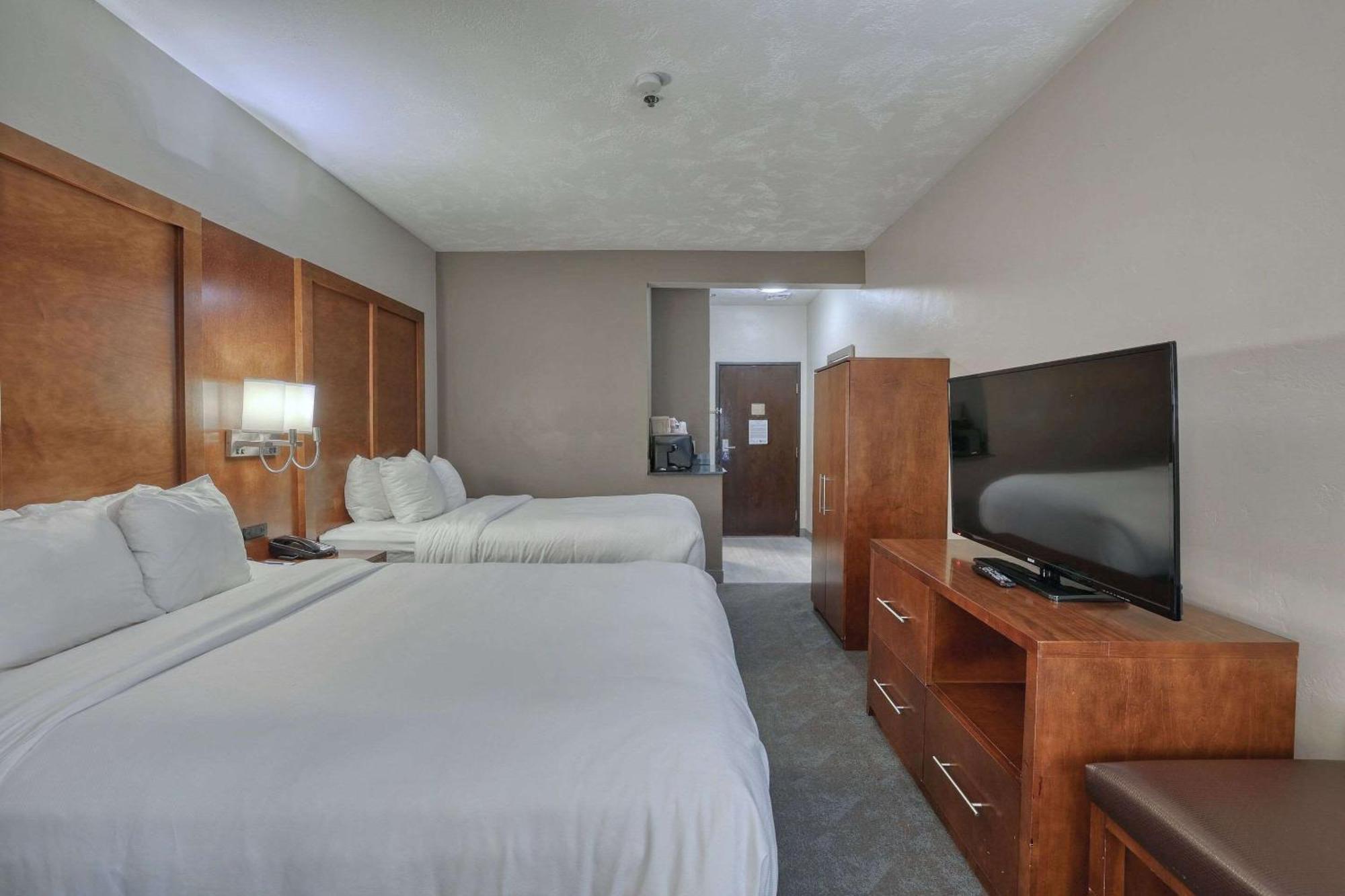 Comfort Suites Appleton Airport Εξωτερικό φωτογραφία