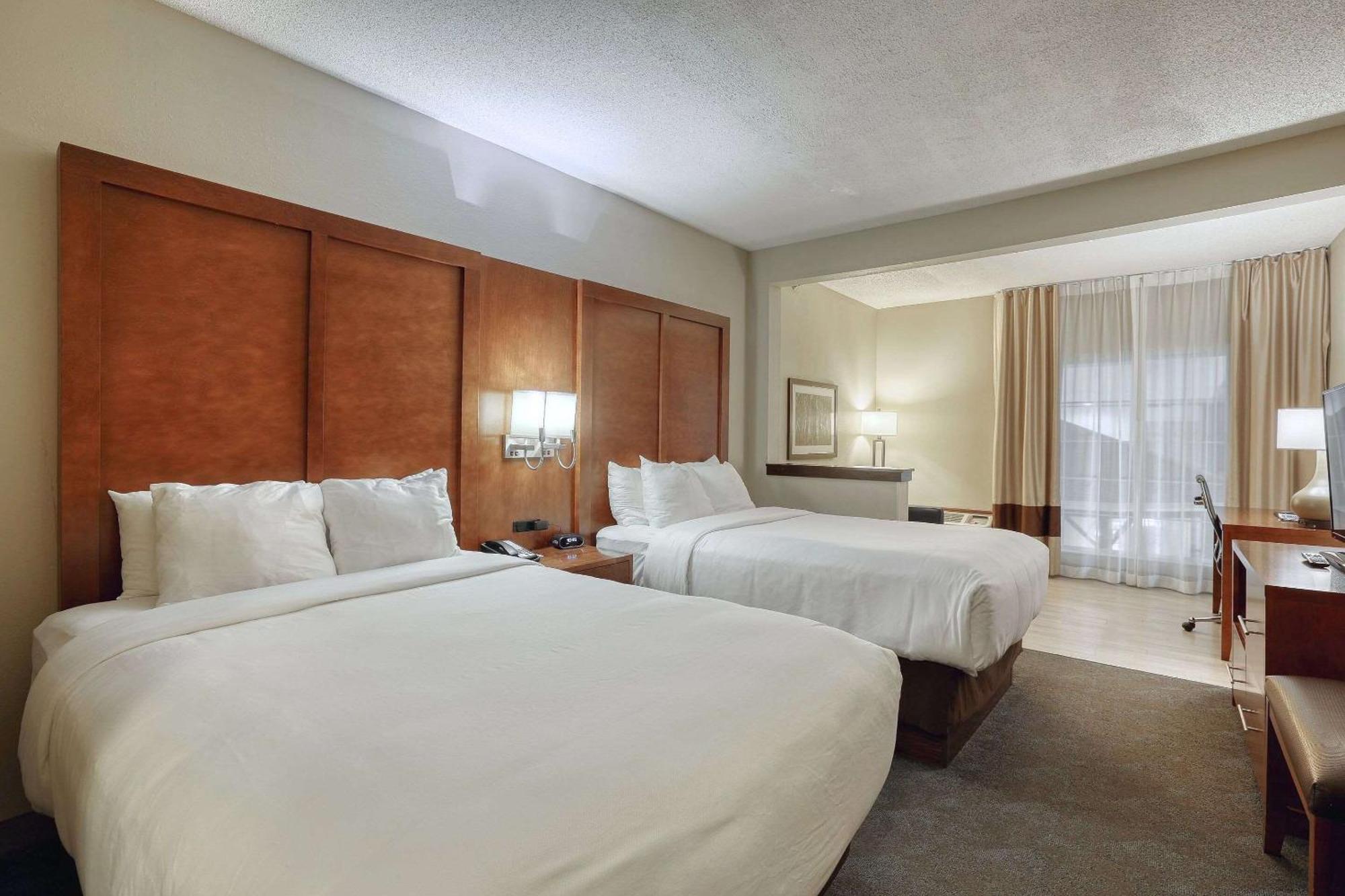 Comfort Suites Appleton Airport Εξωτερικό φωτογραφία